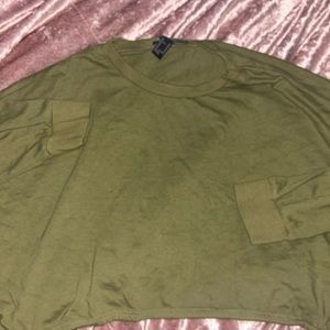 Cropped oversized olive green long sleeve, sized medium, like new